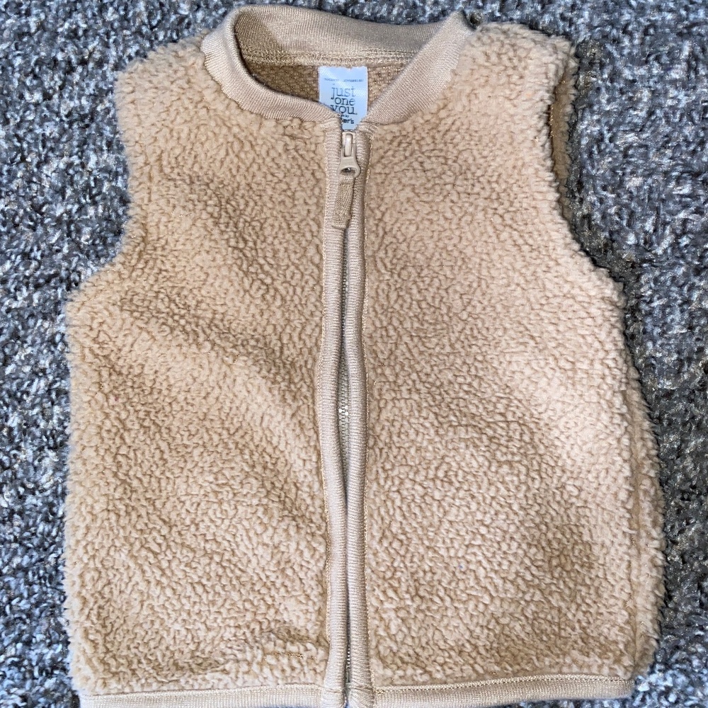 Carter’s baby vest